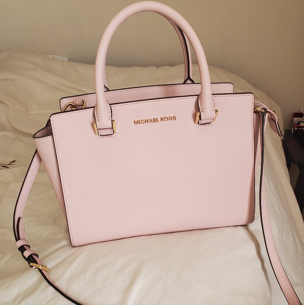 Michael kors purse